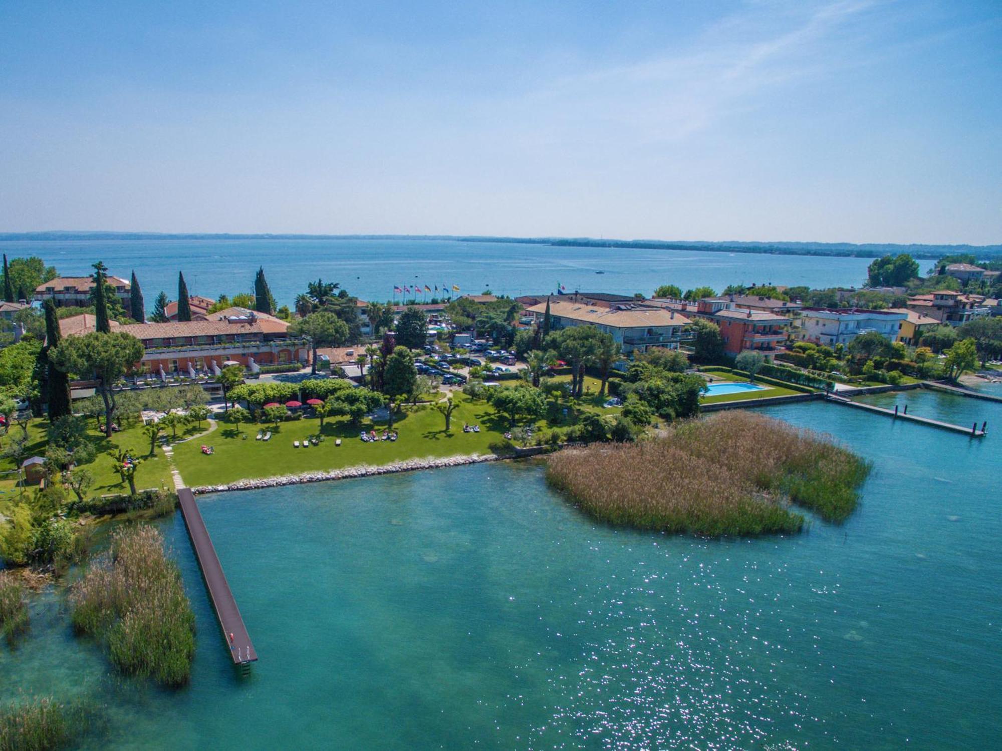 Hotel La Pauel Sirmione Exterior photo